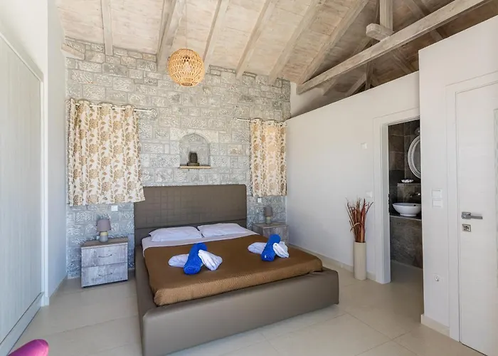 Villa Elly Stoúpa
